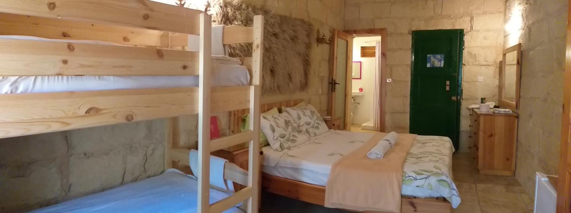 Happy & Healthy Gozo, Self-Check-In Guest House Victoria Zimmer foto
